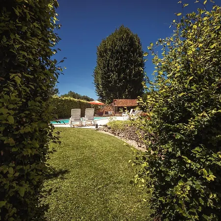 In With Pool & River Nearby Hébergement de vacances