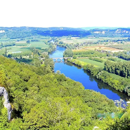 Hébergement de vacances In With Pool & River Nearby Vézac